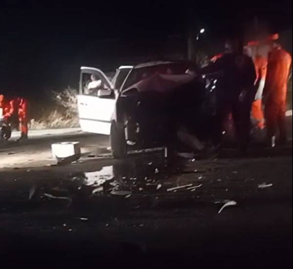Grave acidente entre 2 veículos é registrado na área irrigada de Petrolina