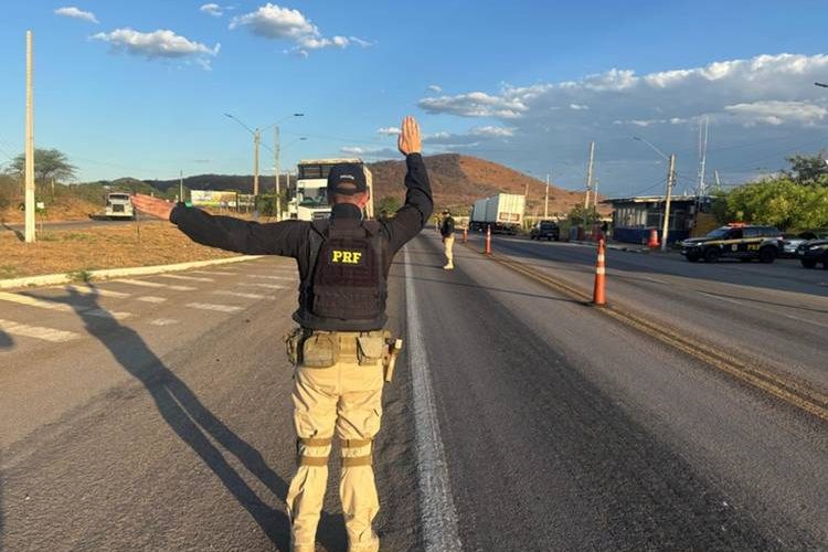 Operação Tiradentes 2026: PRF-PE registra redução no número de feridos e aumento de mortes