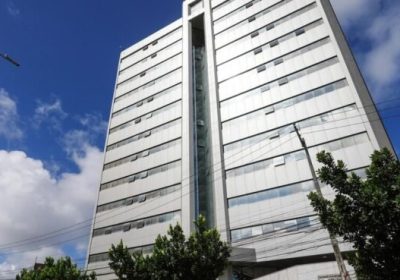 Pernambuco oferece salários acima de R$ 15 mil em seleção simplificada na área de Administração e Saúde.
