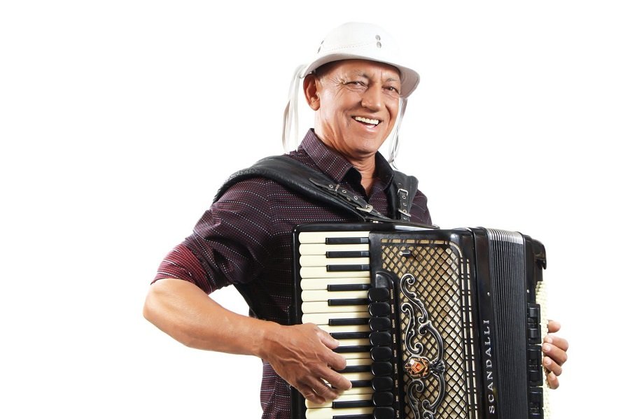 Sérgio do Forró está se preparando para gravar seu novo EP com uma abordagem visual inovadora.