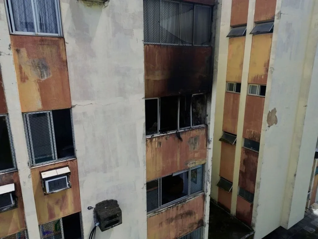 Tragédia no Recife (PE): Tio, sobrinha e três cachorros morrem em incêndio dentro de apartamento