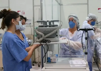 52 crianças e sete recém-nascidos com síndrome respiratória aguda grave aguardam vagas em unidades de terapia intensiva em Pernambuco.