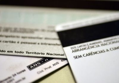 ANS aponta reajuste médio de 9,9% nos planos de saúde coletivos em 2026