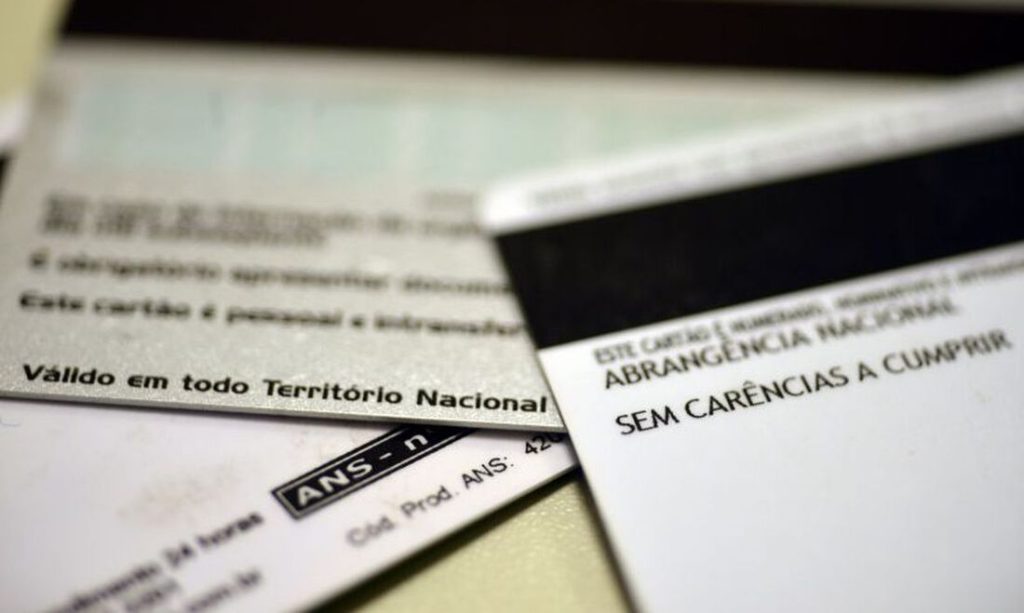 ANS aponta reajuste médio de 9,9% nos planos de saúde coletivos em 2026