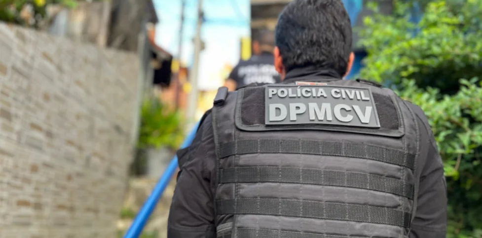 Jovem de 21 anos é detido em Juazeiro (BA) por crimes cibernéticos contra crianças e adolescentes
