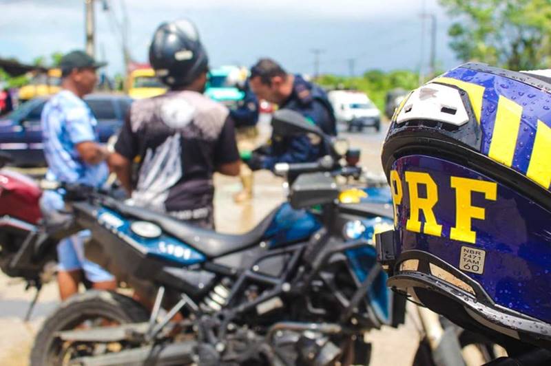 PRF intensifica operação para prevenir acidentes nas estradas da Bahia