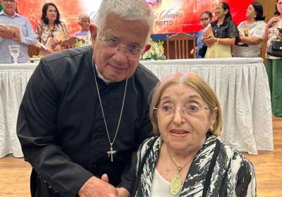 Padre Adilson recebe homenagem da Câmara de Petrolina em noite memorável