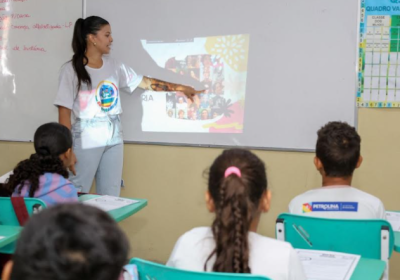 Percentual de escolas municipais em Petrolina (PE) que possuem acesso à internet atinge 86,1%