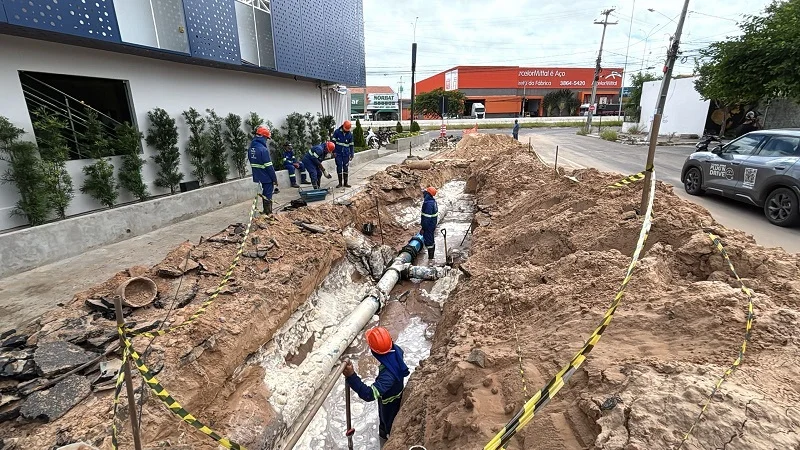 Petrolina (PE): 15 bairros ficam sem água devido a vazamento na Areia Branca nesta sexta-feira (8)
