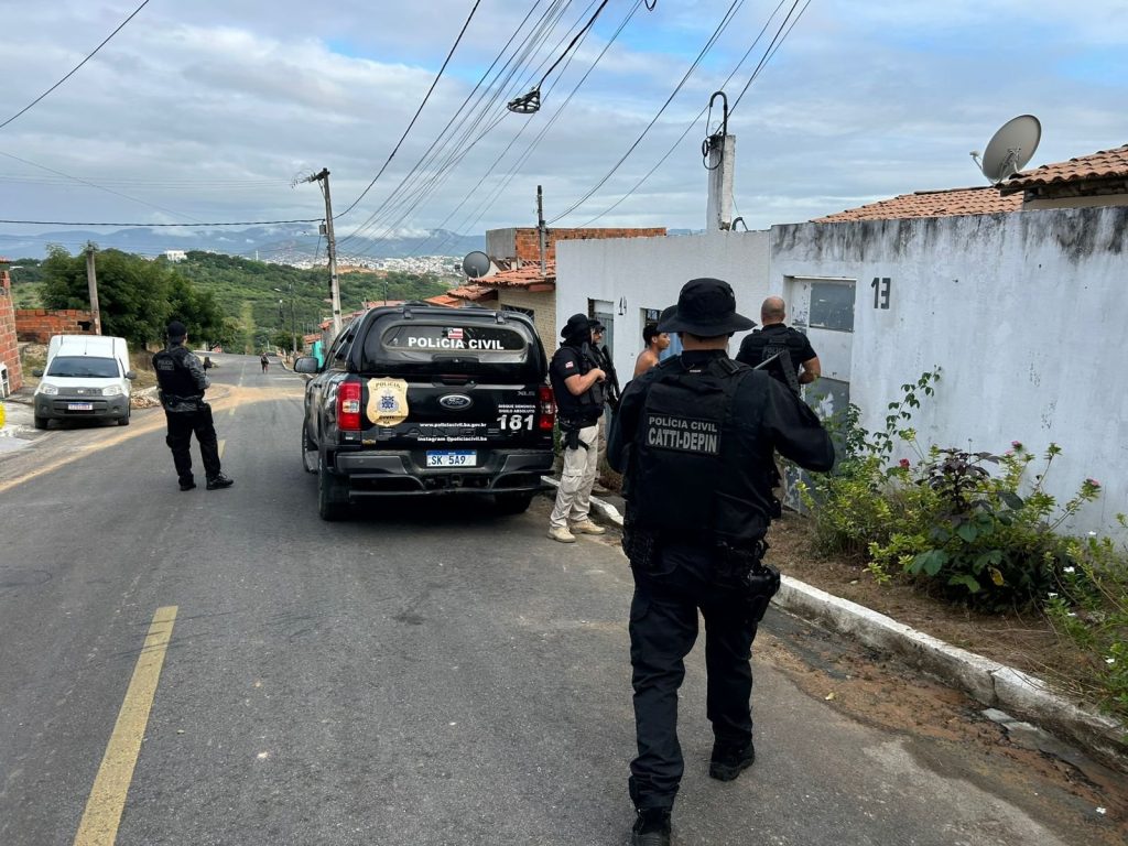 Polícia da Bahia realiza 200 operações contra facções em 2026.