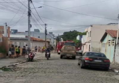 Tragédia em Serrinha, Bahia: três crianças perdem a vida em incêndio em casa