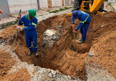 Compesa agradece aos moradores do bairro Rio Corrente por desobstruir boca de lobo com recursos próprios Compesa agradece aos moradores do bairro Rio Corrente por desobstruir boca de lobo com recursos próprios