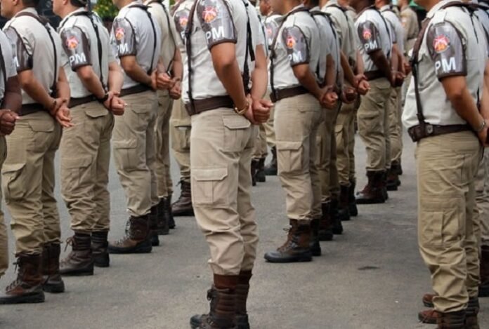Concurso público para a Polícia Militar e Corpo de Bombeiros na Bahia terá mais de 3.300 vagas, anuncia governador.