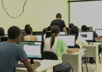 Entre 2019 e 2025, 3,7 milhões de jovens deixam de ser ‘nem-nem’ Entre 2019 e 2025, 3,7 milhões de jovens deixam de ser ‘nem-nem’