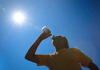 França observa aumento inesperado de mil mortes devido à onda de calor histórica