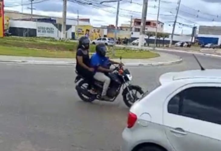 Leitor solicita instalação de faixa de pedestres em avenida de entrada para a Cohab VI