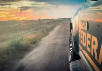 Operação da Polícia Federal resulta na prisão de seis pessoas por tráfico de drogas em cidades do Nordeste. Operação da Polícia Federal resulta na prisão de seis pessoas por tráfico de drogas em cidades do Nordeste.