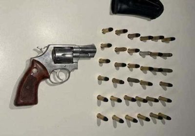 PMBA encontra arma e munições na Orla de Curaçá