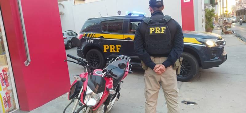 PRF recupera moto roubada com placa clonada em Petrolina