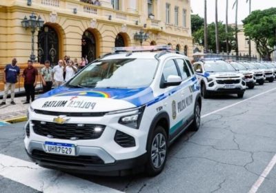Pernambuco recebe investimento de R$ 37 milhões em 90 viaturas, 5,6 mil armas e 1,1 mil EPI’s Pernambuco recebe investimento de R$ 37 milhões em 90 viaturas, 5,6 mil armas e 1,1 mil EPI’s