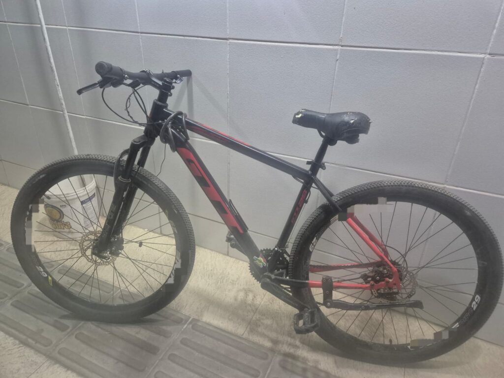 Tragédia na BR-407: Ciclista falece após choque com lateral de caminhão em Petrolina