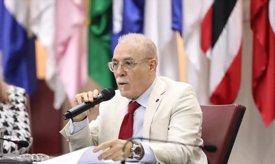 Conselheiro sugere que empresas paguem pelo apoio à ditadura em anistia.