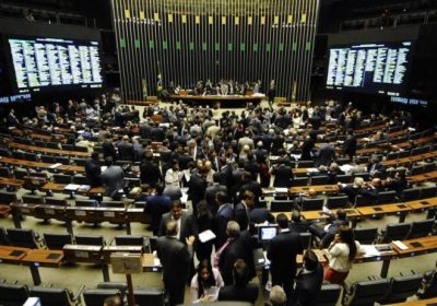 Deputados federais de Pernambuco priorizam investimentos em publicidade durante ano eleitoral