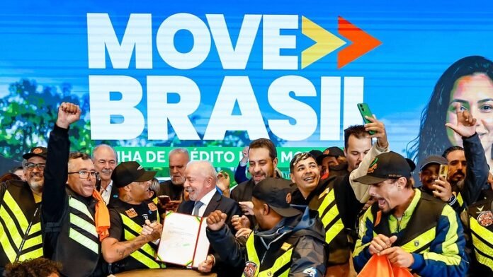 Governo permite motoristas de aplicativo e taxistas a adquirirem carros seminovos