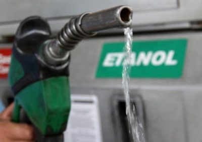 Governo protela decisão sobre possível aumento de 32% do etanol na gasolina