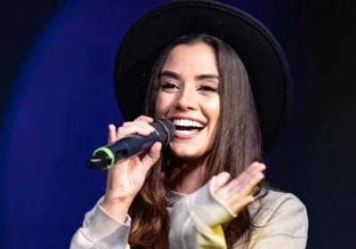 Isadora Pompeo é confirmada por Simão Durando para o Festival Cristão em Petrolina aos 131 anos da cidade Isadora Pompeo é confirmada por Simão Durando para o Festival Cristão em Petrolina aos 131 anos da cidade
