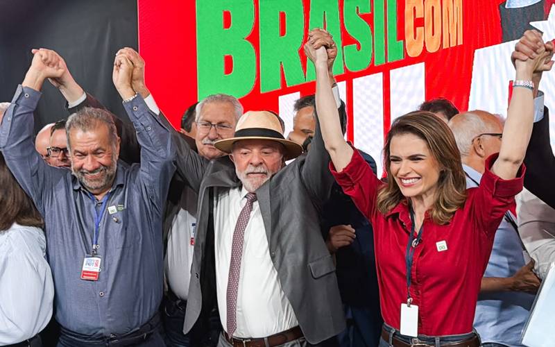 Marília Arraes se destaca em convenção do PDT e apoia reeleição de Lula