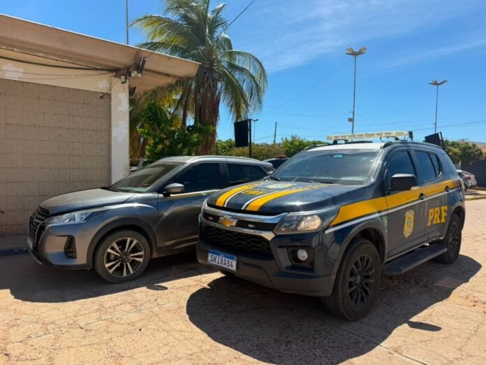 PRF recupera veículo roubado em Juazeiro (BA) que foi anunciado no Facebook