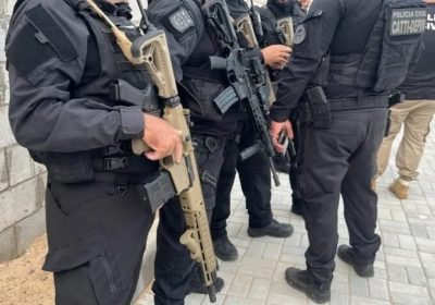 Polícia de Juazeiro prende dois suspeitos pelos homicídios de sanfoneiro e bebê de 9 meses Polícia de Juazeiro prende dois suspeitos pelos homicídios de sanfoneiro e bebê de 9 meses