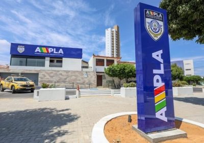 Prefeitura de Petrolina (PE) estende prazo para a revalidação das autorizações dos taxistas até 31 de julho.