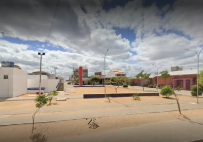 Vazamento no bairro João de Deus afeta fornecimento de água em 4 bairros de Petrolina (PE) hoje (6)
