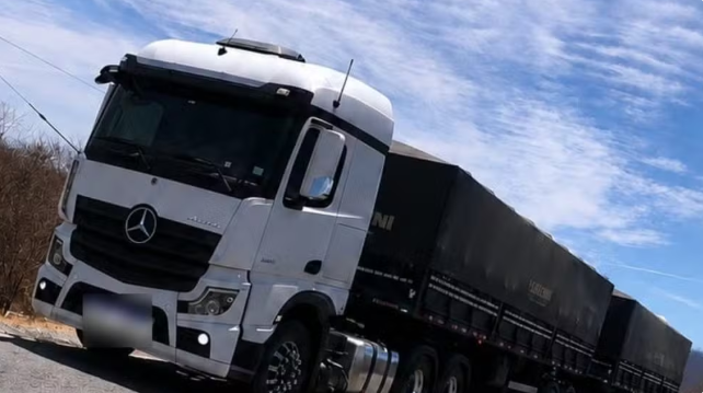 Caminhoneiro é detido sob suspeita de simular roubo de carga de 70 toneladas de milho em Xique-Xique (BA)