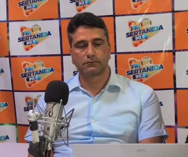 Concursados cobram Prefeito de Chorrochó por atraso nas vagas ofertadas