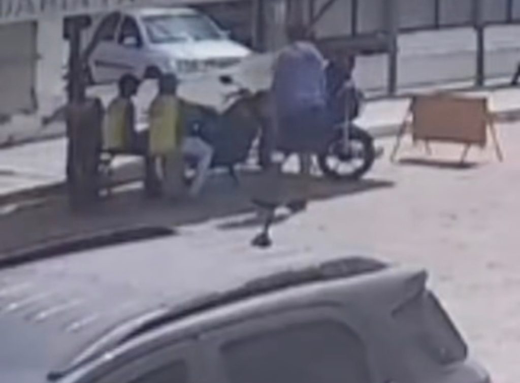 Corpo de mototaxista é descoberto na zona rural de Cabrobó; sua moto foi roubada.