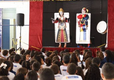 Espetáculo conscientiza estudantes de Petrolina sobre violência de gênero