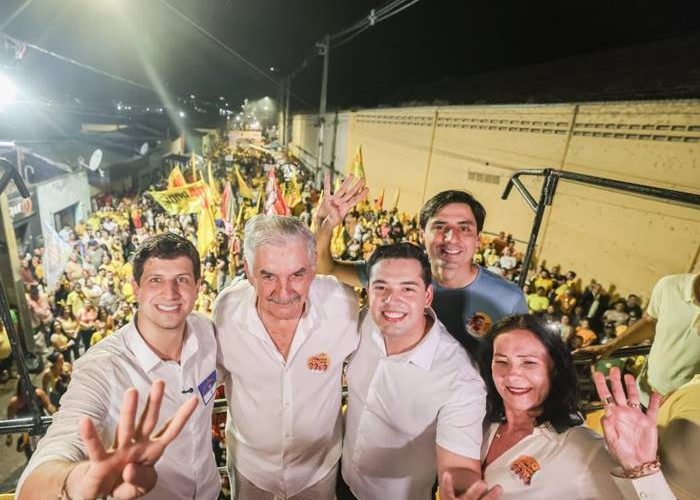 Filho de Eduardo Campos repete frase do pai durante caminhada no Agreste: “Me dê serviço que dou conta”