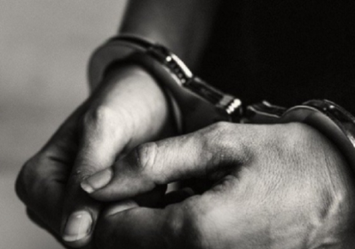 Homem é detido em flagrante por estrangular e matar vizinho na região da Tapera, em Petrolina (PE) Homem é detido em flagrante por estrangular e matar vizinho na região da Tapera, em Petrolina (PE)