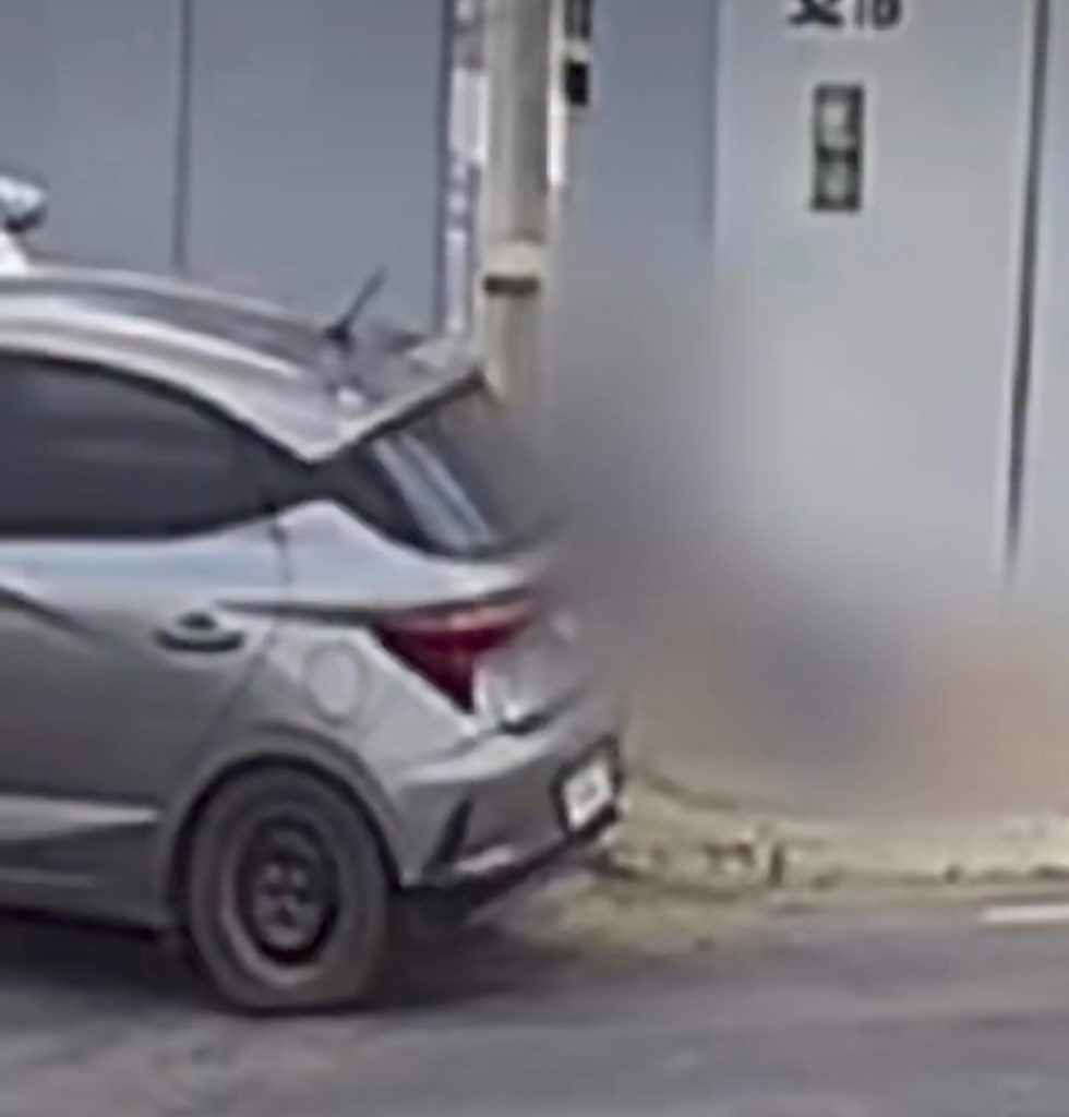 Imagens impactantes: Homem é assassinado a tiros em Petrolina, capturado por câmera de segurança no bairro Loteamento Recife.