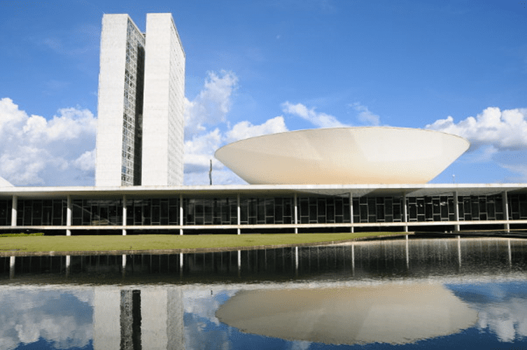 Número de candidatos às eleições para a Câmara dos Deputados será reduzido em 2026