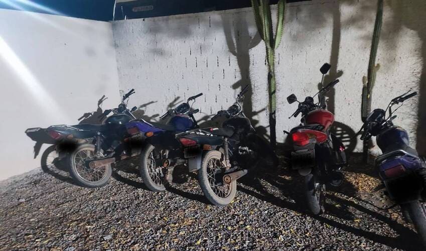 Operação intensifica fiscalização e efetua apreensão de cinco motocicletas em Maniçoba