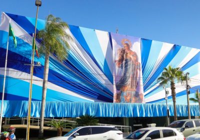 Prefeitura de Petrolina presta homenagem a Nossa Senhora Rainha dos Anjos em um ato de fé e devoção Prefeitura de Petrolina presta homenagem a Nossa Senhora Rainha dos Anjos em um ato de fé e devoção
