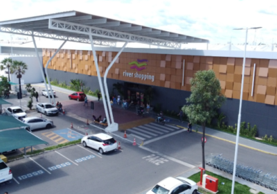 Shopping de Petrolina (PE) terá horário de funcionamento ampliado neste sábado (15), feriado da padroeira.