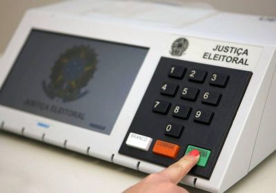 TRE-PE oferece treinamento para membros da Comissão de Auditoria da Votação Eletrônica.