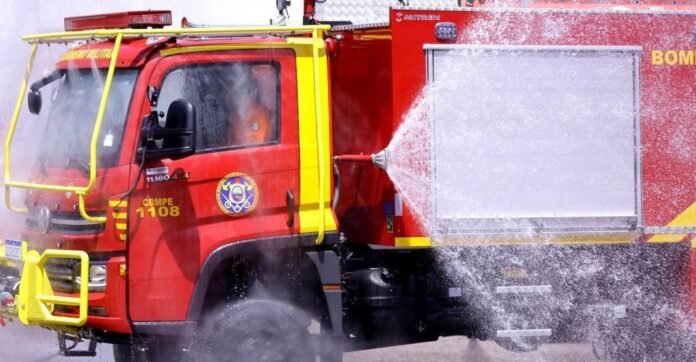Viaturas Auto-Bomba Tanque Florestal destinadas para reforçar combate a incêndios serão enviadas para Petrolina, Caruaru e Serra Talhada em Pernambuco.