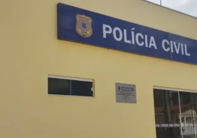 Adolescentes de 13 anos são apreendidos por participação em estupro coletivo envolvendo mais 10 menores contra menina de 12 anos, em Queimadas (BA) Adolescentes de 13 anos são apreendidos por participação em estupro coletivo envolvendo mais 10 menores contra menina de 12 anos, em Queimadas (BA)