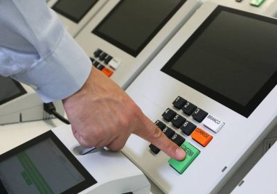 Artigo do leitor: “A hipocrisia presente no início das eleições” Artigo do leitor: “A hipocrisia presente no início das eleições”